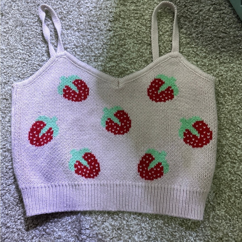 Strawberry top